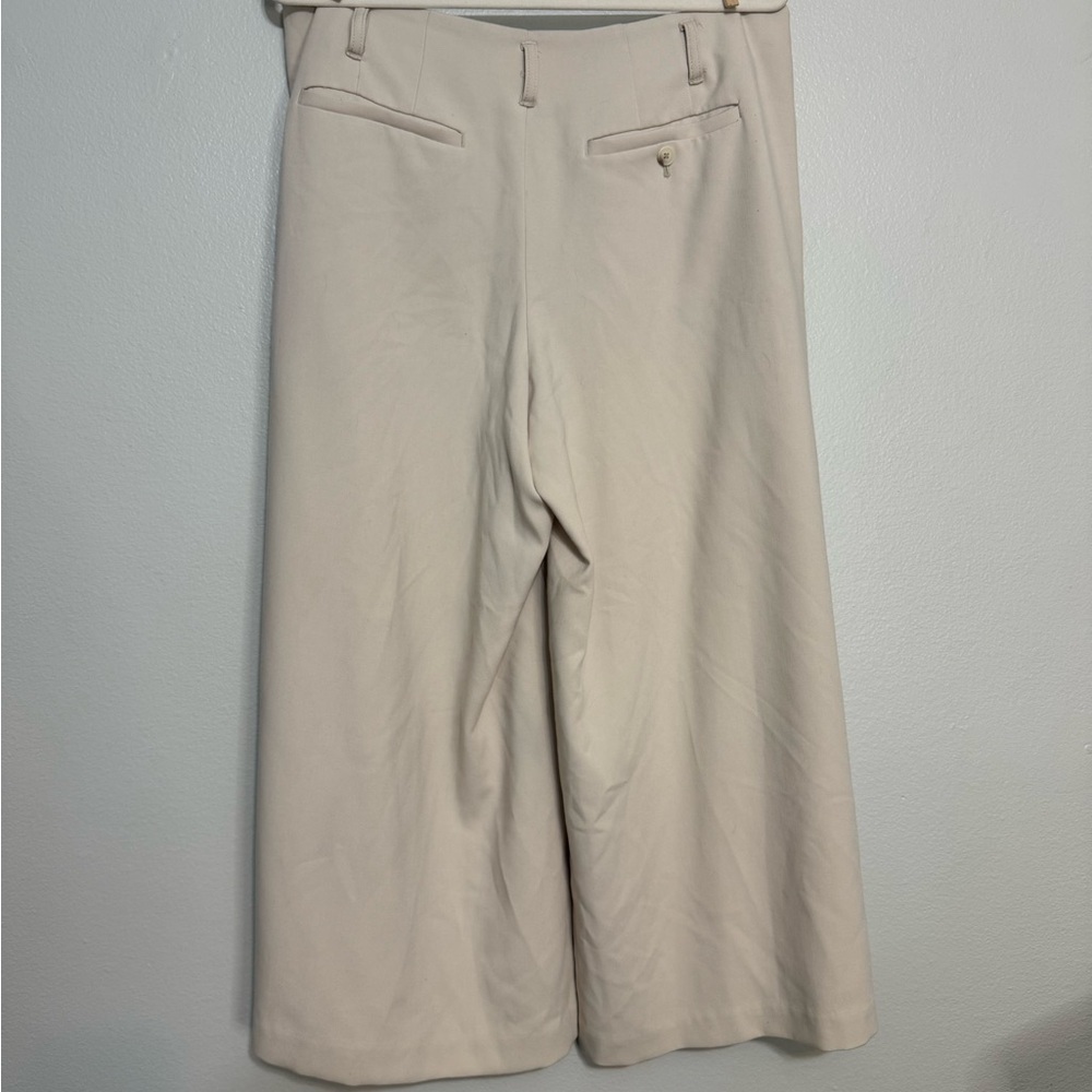 Maeve x Anthropologie Pleated Wide Leg Cropped Trouser in neutral / beige - Picture 5 of 7